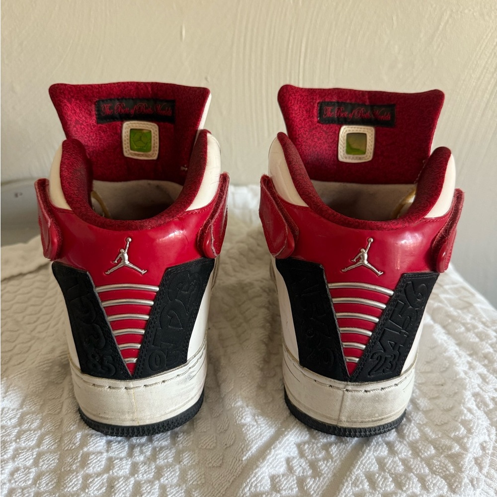 Nike White and Red Graphic High-Tops - Picture 4 of 8